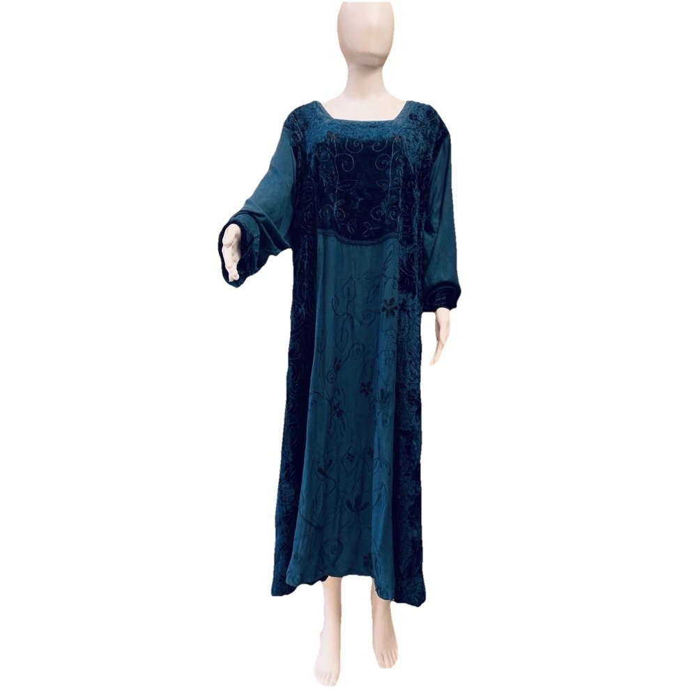 Marisol Vintage Women's dress Embroidered 100%Rayon maxi dress with floral SZ 2X